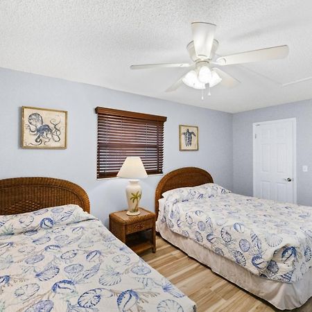 201 Sandy Shores Condos St. Pete Beach Zewnętrze zdjęcie
