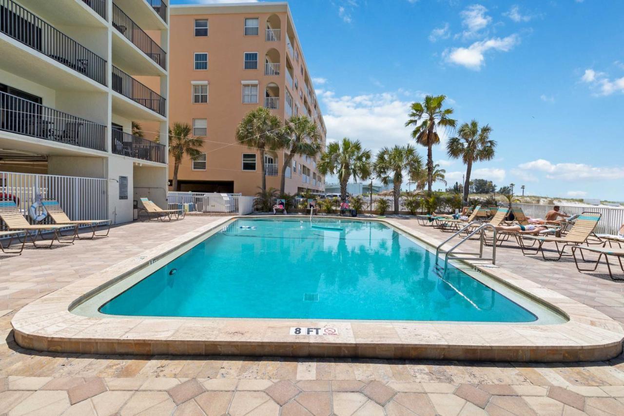 201 Sandy Shores Condos St. Pete Beach Zewnętrze zdjęcie