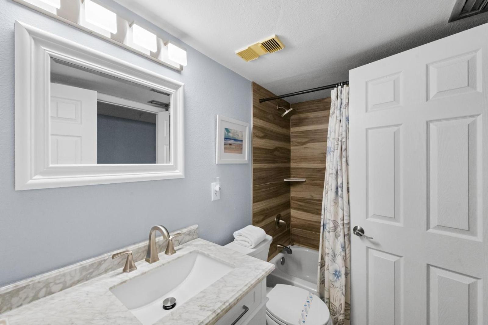 201 Sandy Shores Condos St. Pete Beach Zewnętrze zdjęcie