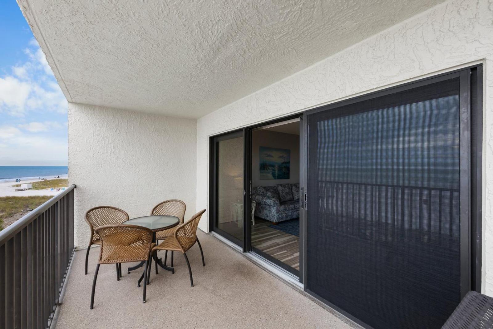 201 Sandy Shores Condos St. Pete Beach Zewnętrze zdjęcie