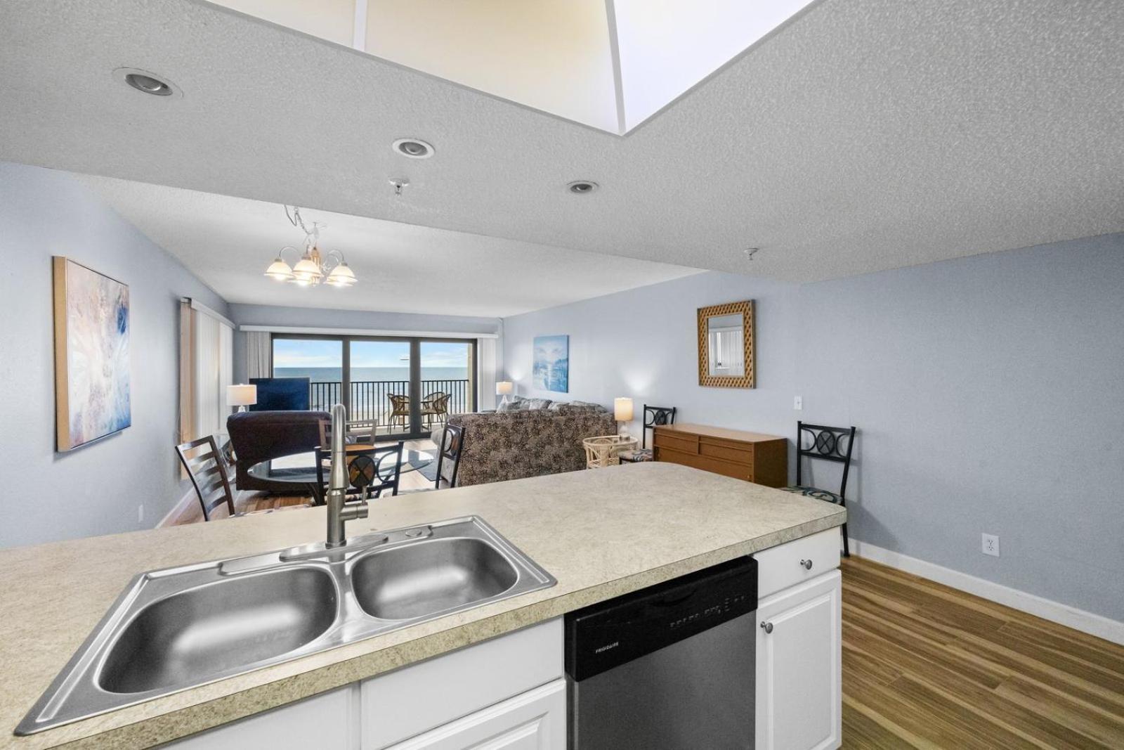201 Sandy Shores Condos St. Pete Beach Zewnętrze zdjęcie